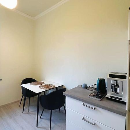 2 Schlafzimmer Waschenspuelmaschine Дуйсбург Экстерьер фото