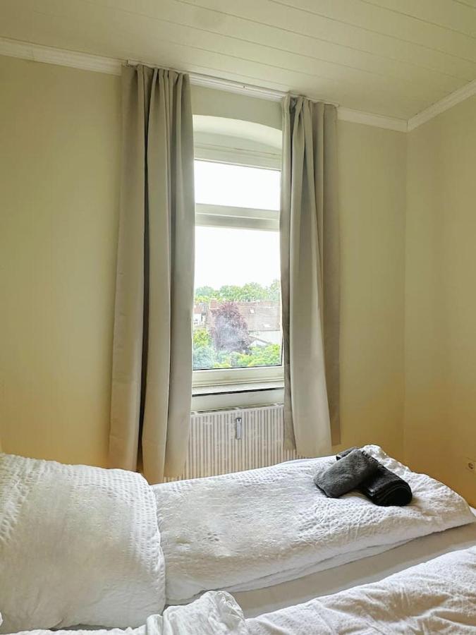 2 Schlafzimmer Waschenspuelmaschine Дуйсбург Экстерьер фото