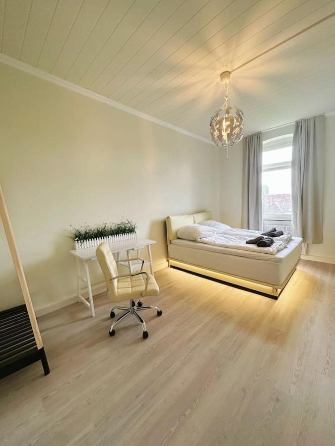 2 Schlafzimmer Waschenspuelmaschine Дуйсбург Экстерьер фото